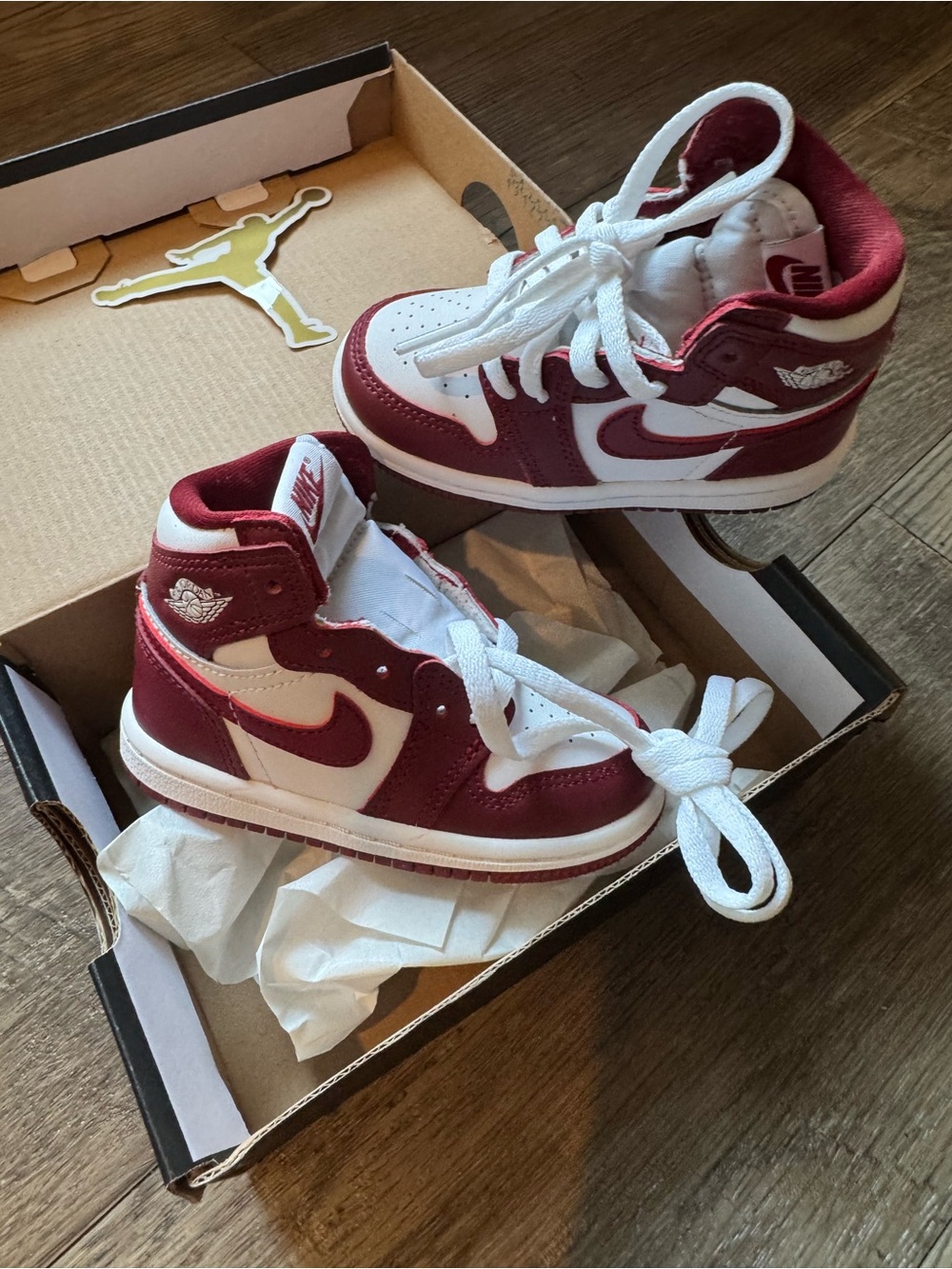 Jordan 1 Retro High-Top Sneakers - White & Maroon